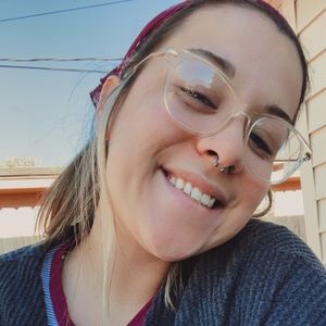 Meet your Posher, Andrea